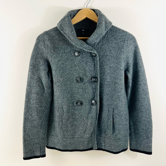 GAP Sweaters - GAP Lamb Wool Women’s Sweater Jacket Small Button Down